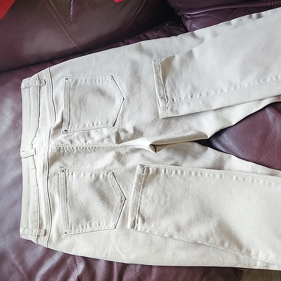 Women's, Blue Spice, Beige Skinny Jeans, Size 5. New W/Out Tags. - Picture 4 of 4
